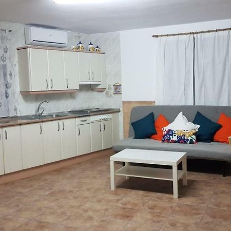 Apartamento Turistico Dayma 2 خارانديا دي لا فيرا المظهر الخارجي الصورة