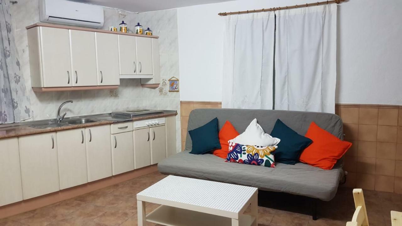 Apartamento Turistico Dayma 2 خارانديا دي لا فيرا المظهر الخارجي الصورة